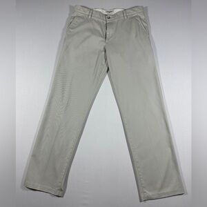Dockers Khakis Plain Front Size 34x34​
